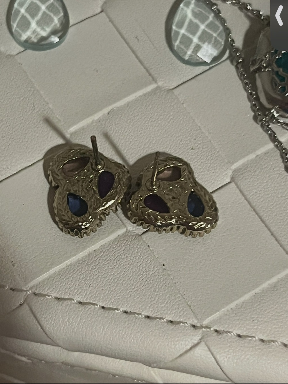 Kendra Scott studs - Picture 5 of 5